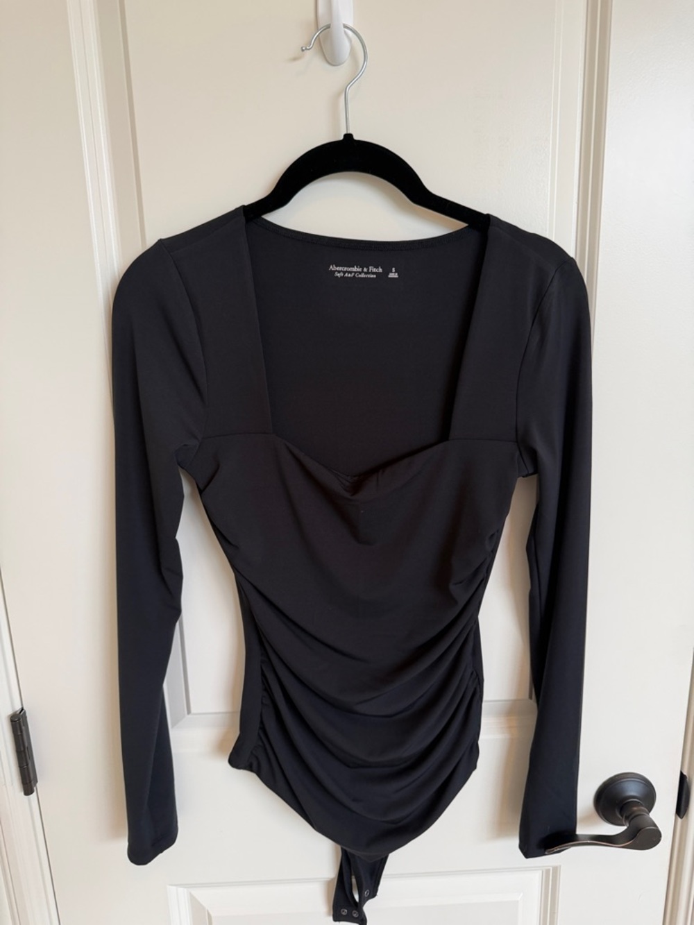 Abercrombie & Fitch Black Square-Neck Ruched Long-Sleeve Bodysuit